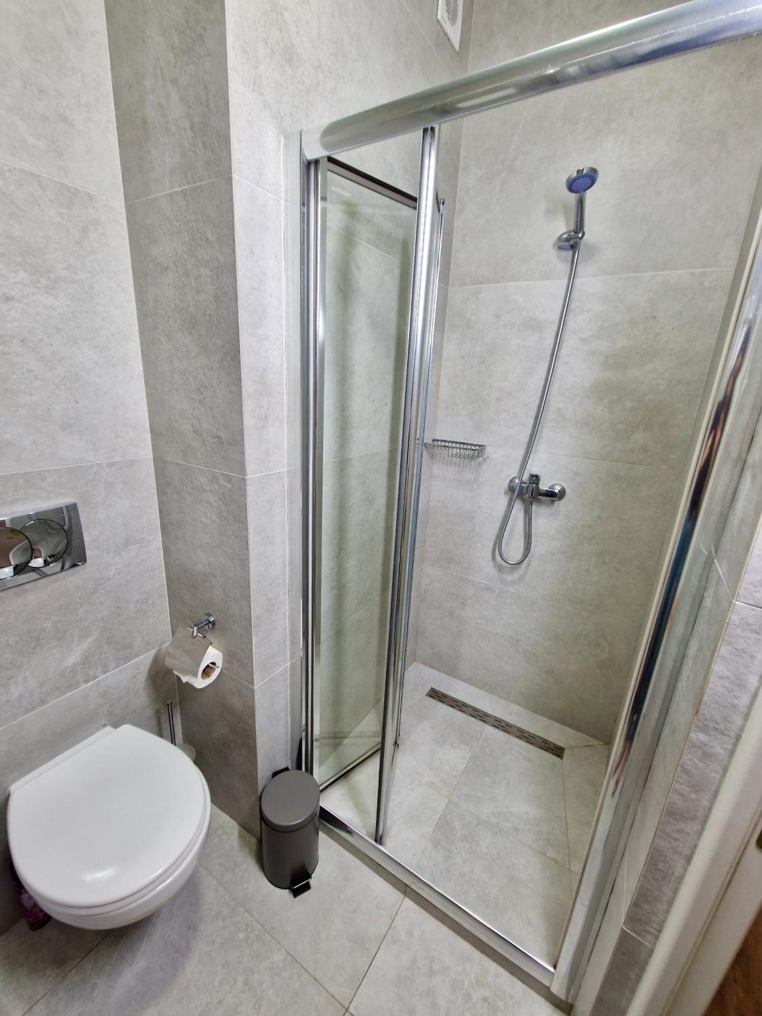 Demar Vicheva Apartment